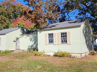 25 Midway Oval, Groton, CT 06340