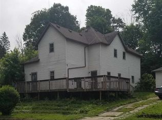 19 E Spring St, Peru, IN 46970