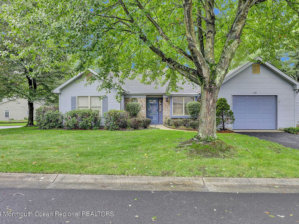 1st image of 328 Gardenia Drive
