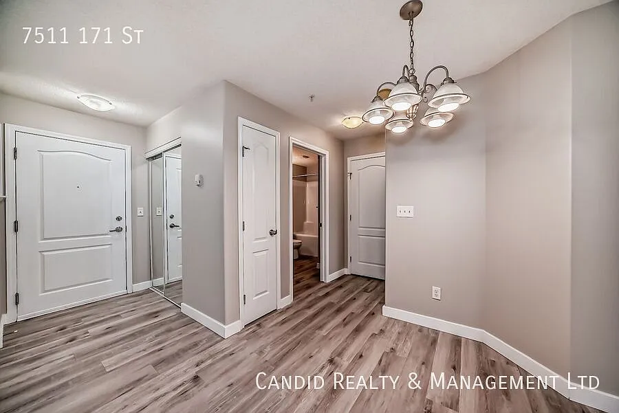 Two bedroom, two bath, underground + surface parking, ensuite laundry — Photo 3