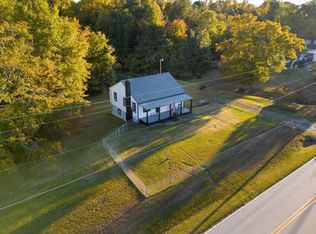 224 Syphrit Rd, Wellford, SC 29385