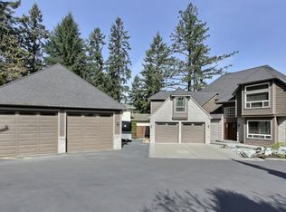 1411 Tacoma Point Dr E, Lake Tapps, WA 98391