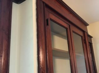 1114 S Walnut St, Springfield, IL 62704