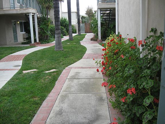2nd image of 943-959 Ventura Ave #7nr01965q