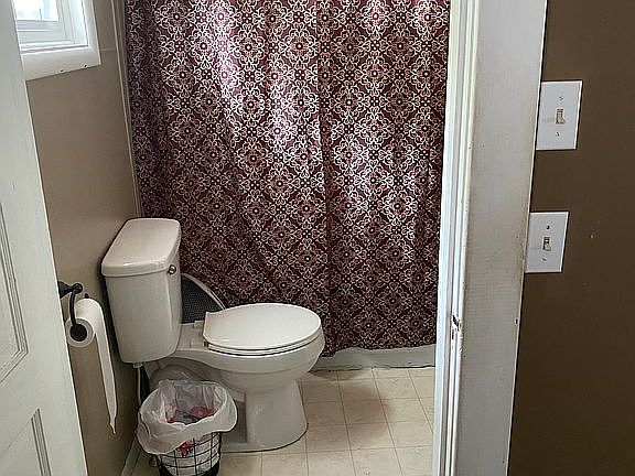 2nd image of 13 John St