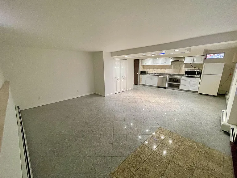 86 Edgewood Ave #GW — Photo 18