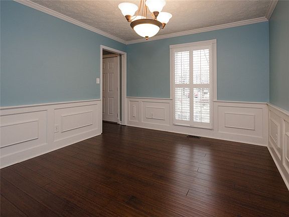 4th image of 8531 Brittany Ct N
