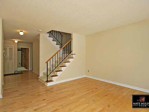 4th image of 3605 Woodcliff Dr