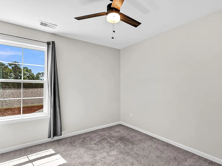 1718 Emmets Rd — Photo 35