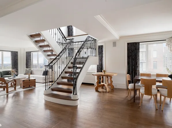 60 East End Avenue 24/25A image 1 of 11