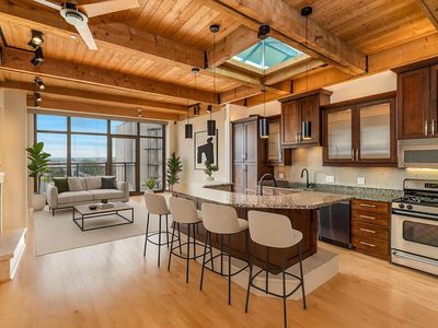 541 East Erie STREET #603, Milwaukee, WI, 53202