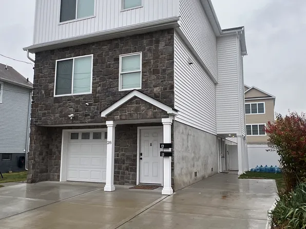 28 Harris St #A/b, Carteret, NJ 07008