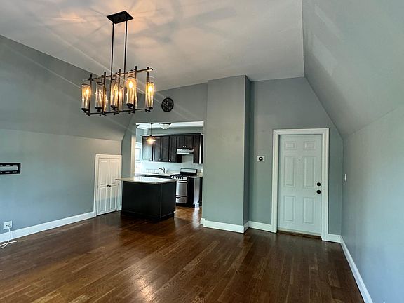 4th image of 230 Hillside Pl APT 5