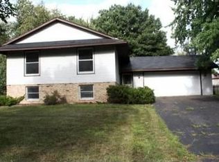 10911 Eagle St NW, Coon Rapids, MN 55433