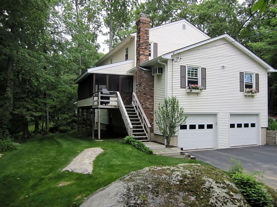 52 Flax Hill Rd, Brookfield, CT 06804 Zillow