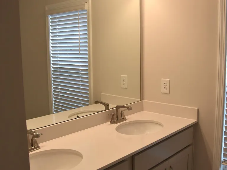 614 Gateway Crossing Ln — Photo 13