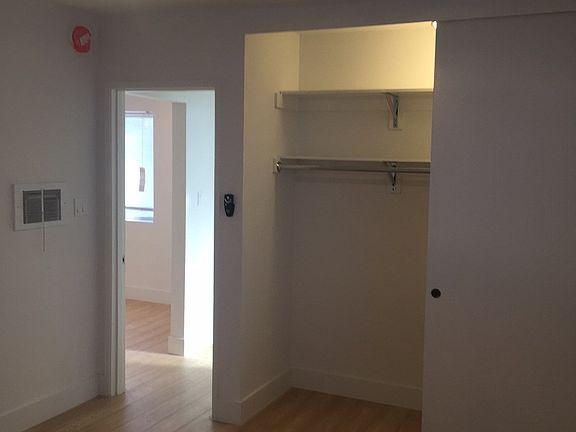5th image of 1215 N June St #3-1211