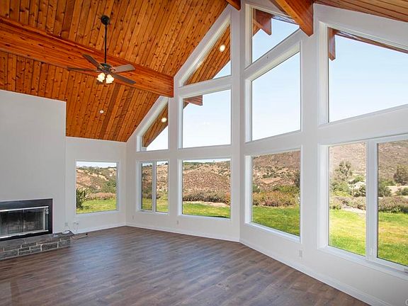 4th image of 2670 Vista Del Rio