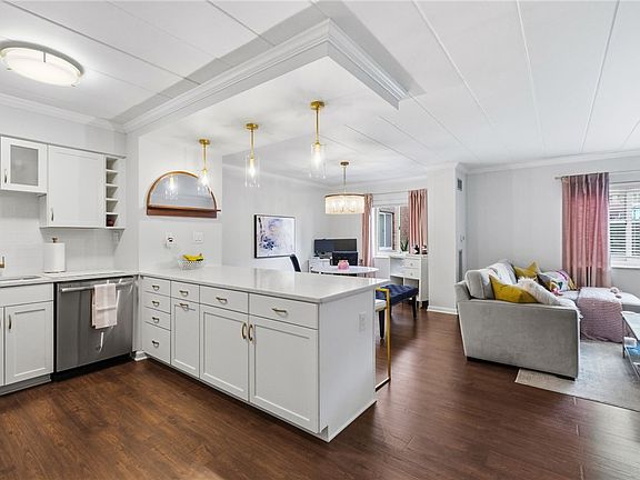 5th image of 5 Bayard Rd APT 104