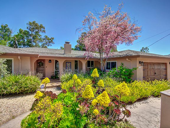 4th image of 1318 McClaren Dr