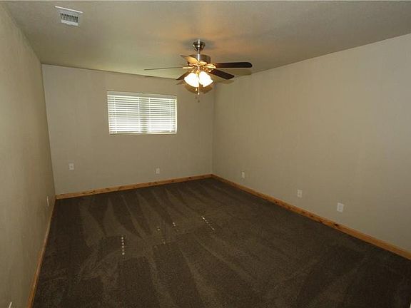 4th image of 248 Greensprings St