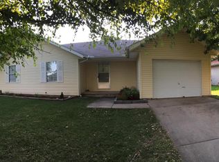 5749 S Michigan Ave, Springfield, MO 65810