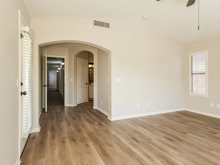 17205 N Chance Dr — Photo 9