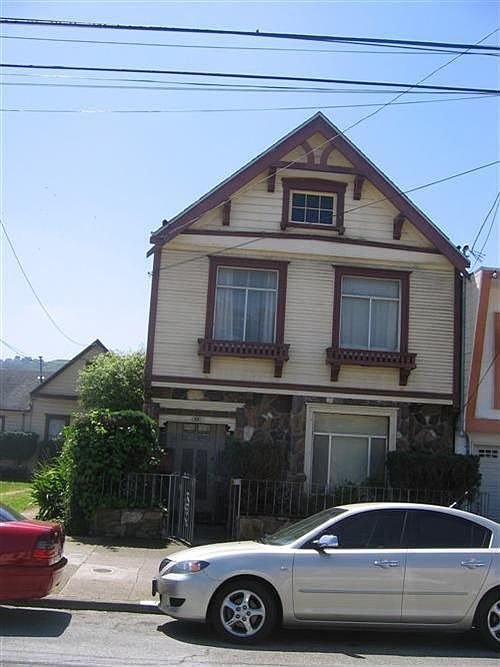 1st image of 165 Farallones St