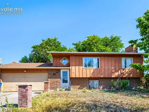 93 Regency Blvd, Pueblo, CO 81005