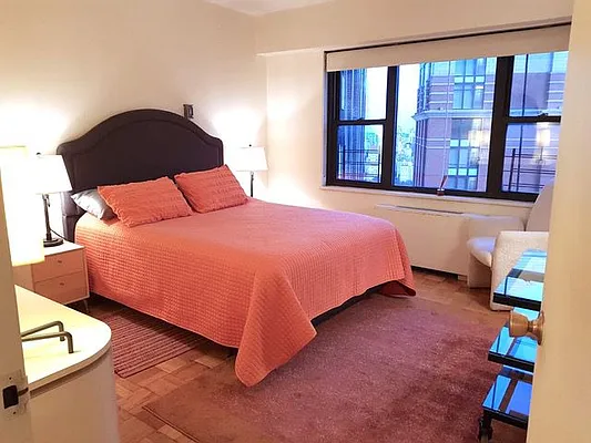 Rented by Vivaldi Real Estate | media 25