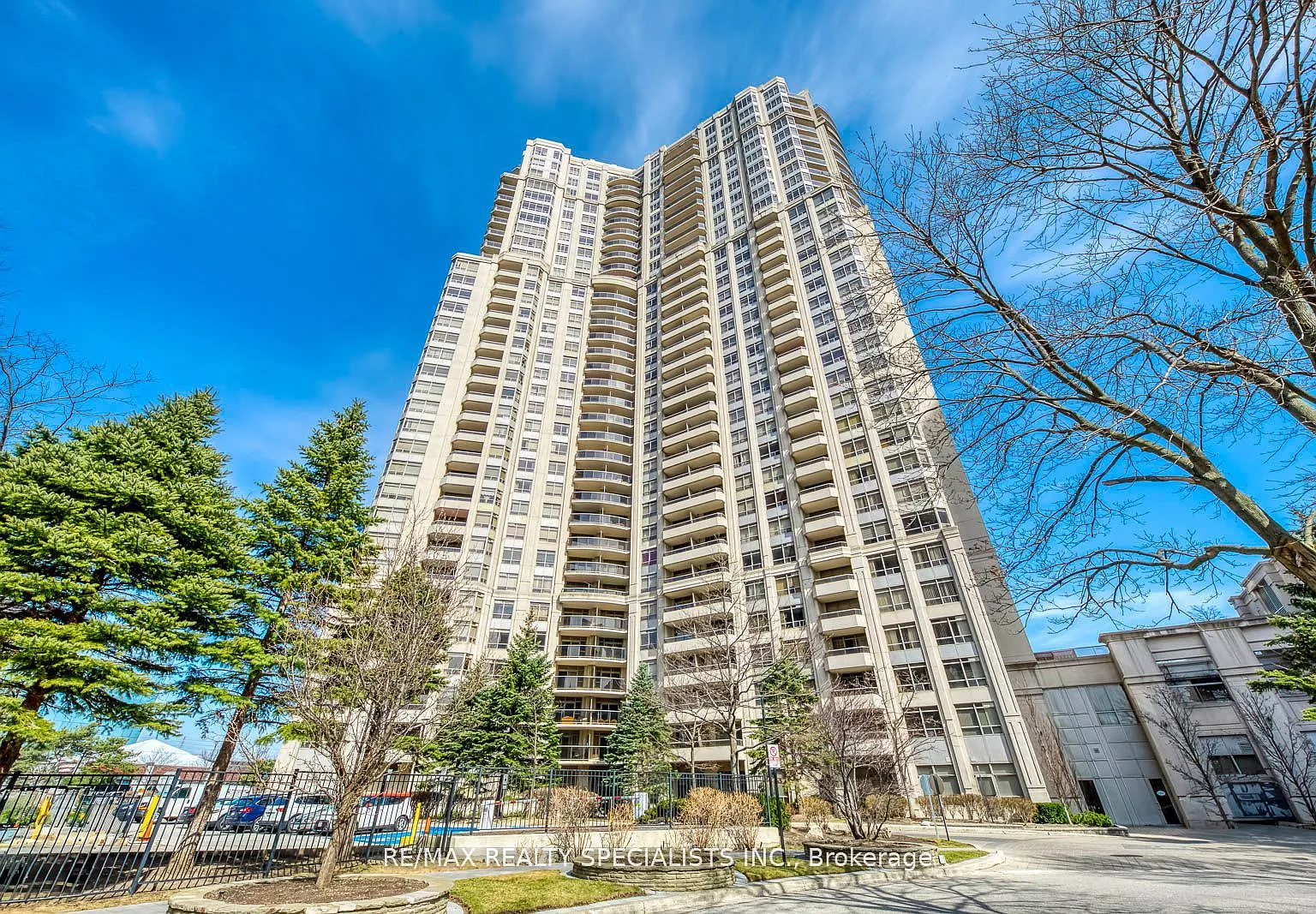3 bed, $3,200 — Photo 1