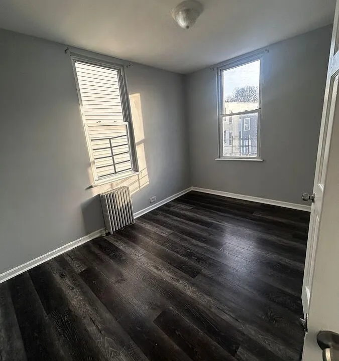 100 Ash St
