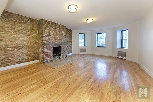 Rented by Halstead Real Estate | media 36