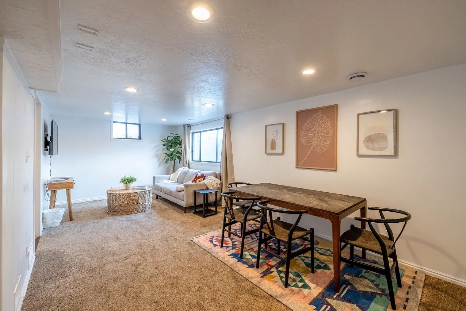1 bed, 1.0 bath, 1011 sqft, $2,692 — Photo 2