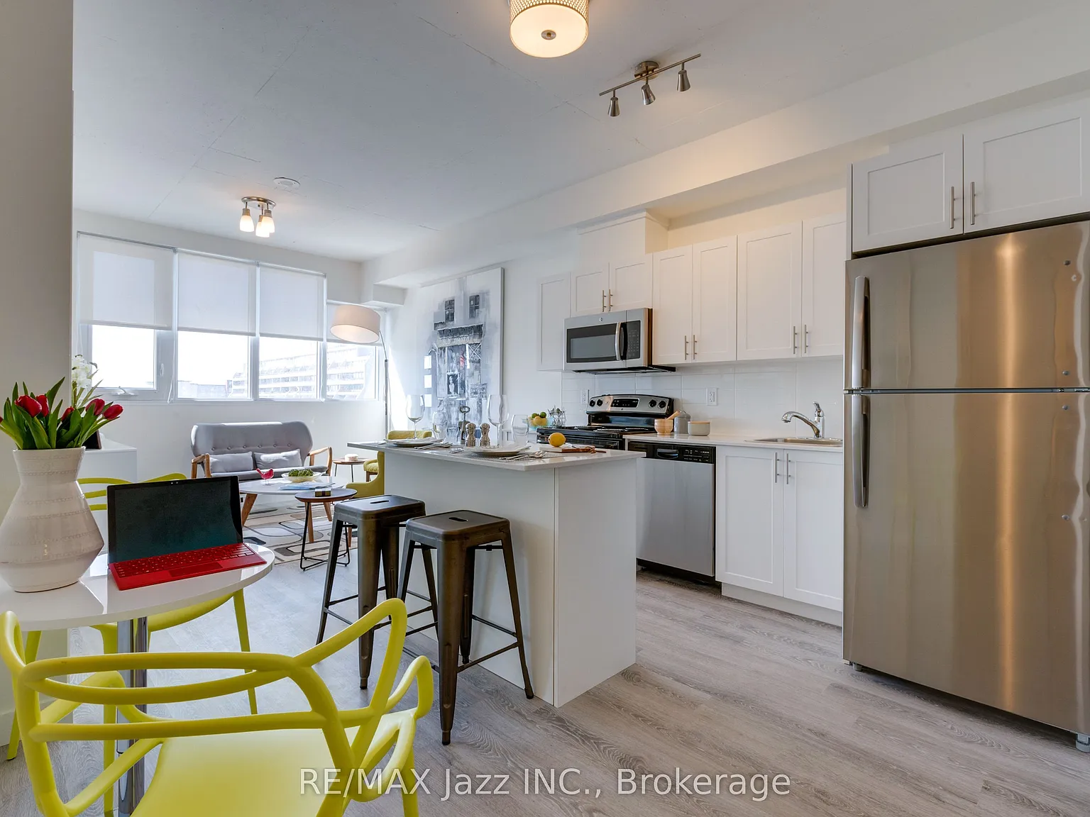 1 bed, $1,990 — Photo 2