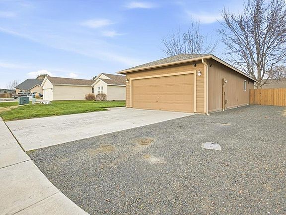 2nd image of 3818 W Hood Ct