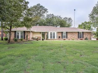 2024 Sun Dr, Rockwall, TX 75032