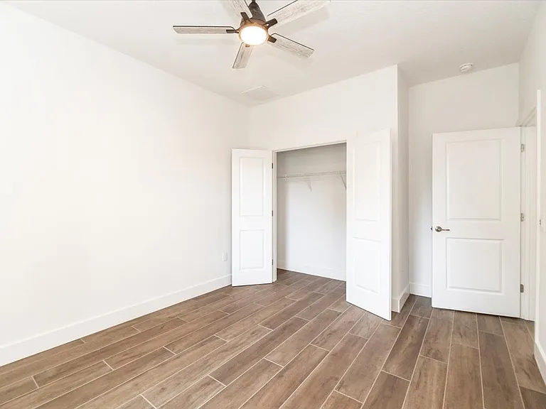 1709 Holly Rd — Photo 57