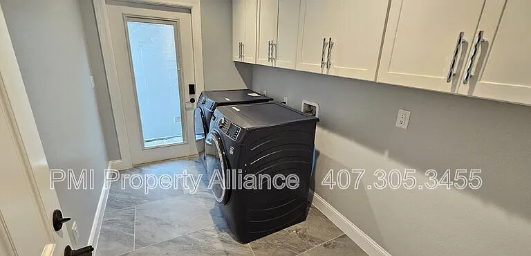 1120 Lincoln Ter #B — Photo 14