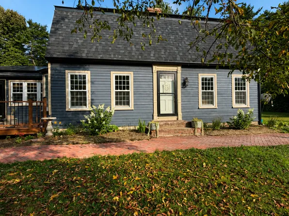 33 Northwood Dr, Windham, ME 04062