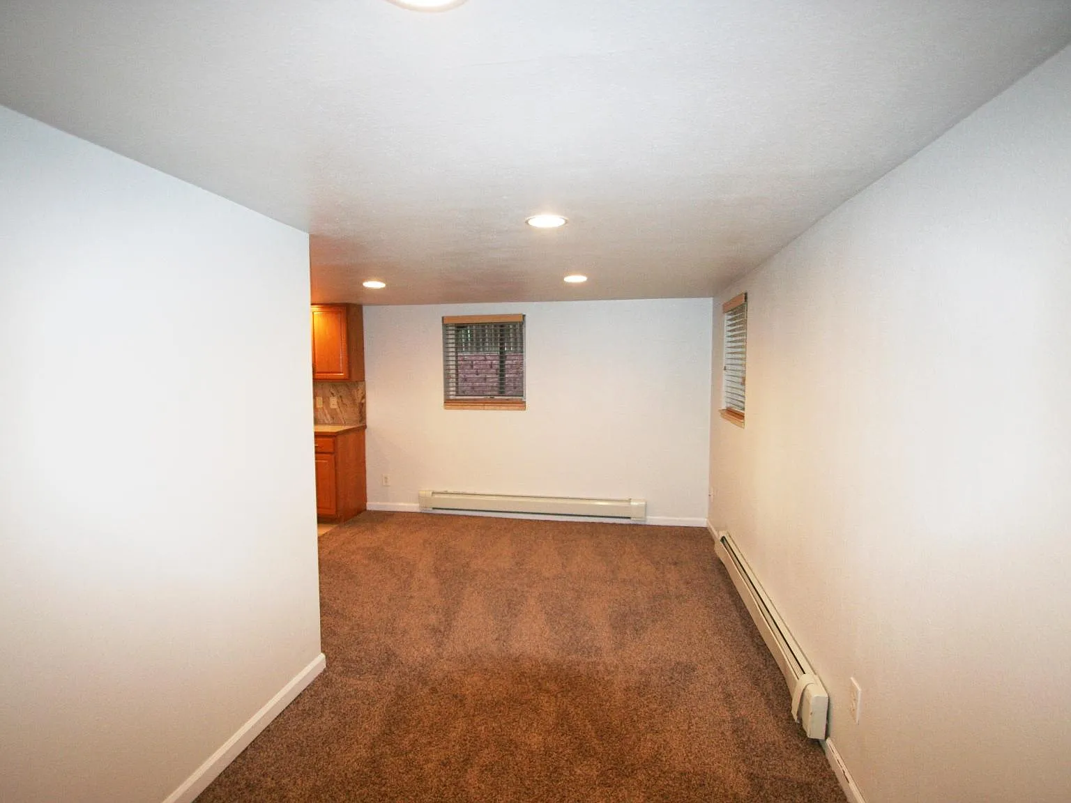 2 bed, 650 sqft, $1,595 — Photo 3