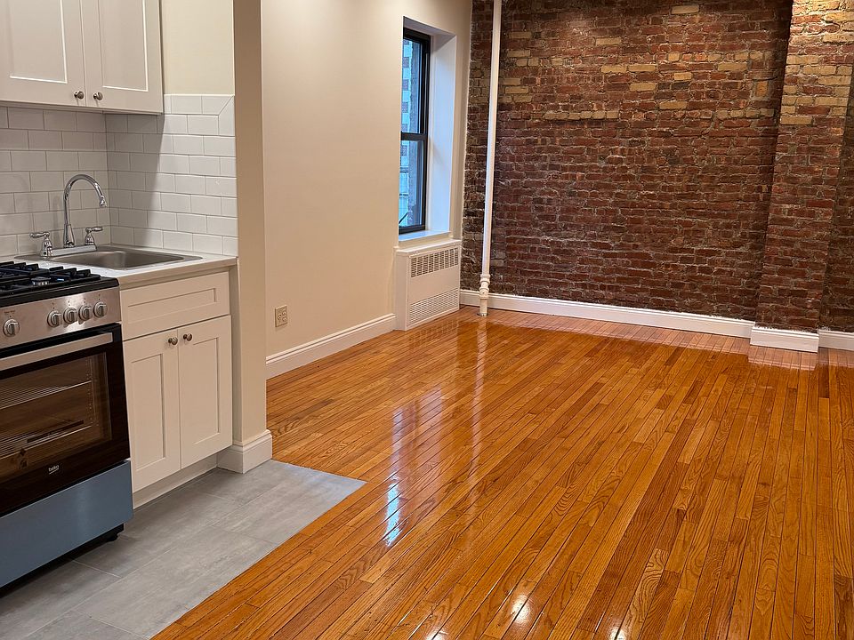 1st image of 328 E 95th St APT 16
