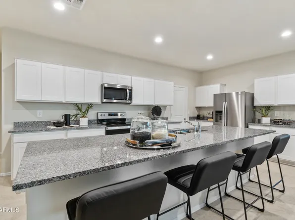 36202 W SAN ALVAREZ Avenue, Maricopa, AZ 85138