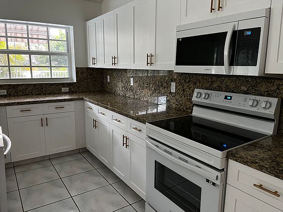 2nd image of 9590 Islamorada Ter