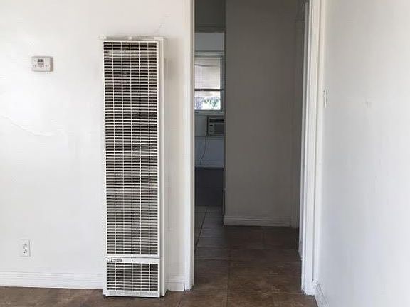 4th image of 121 N Atlantic Blvd APT C