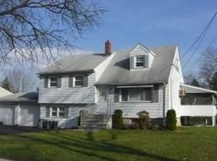 22 Garfield Rd, Wayne, NJ 07470