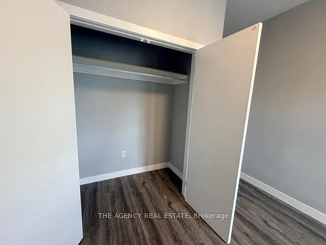 286 Talbot St #4 — Photo 9