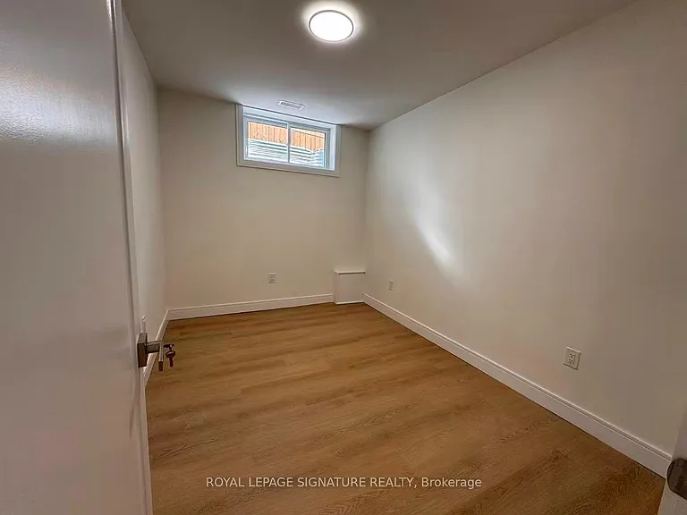 53 Bishop Ave #2 — Photo 8