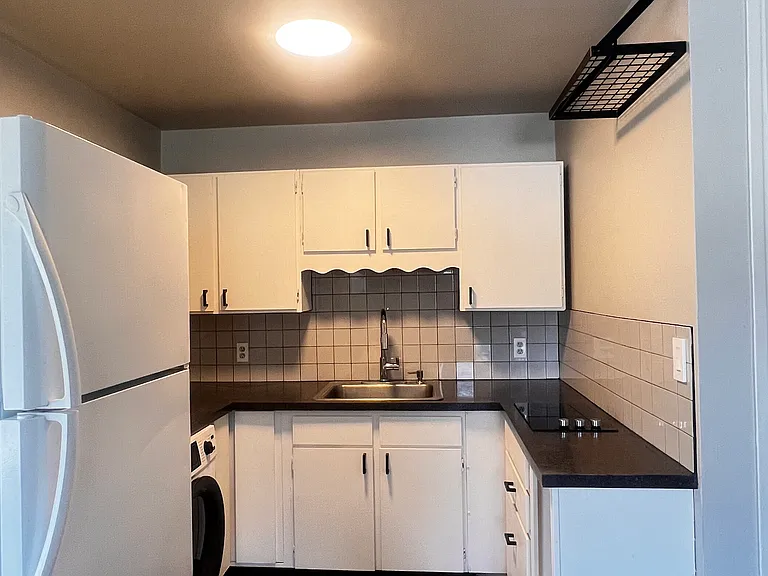 105 E 7th Ave #2 — Photo 6