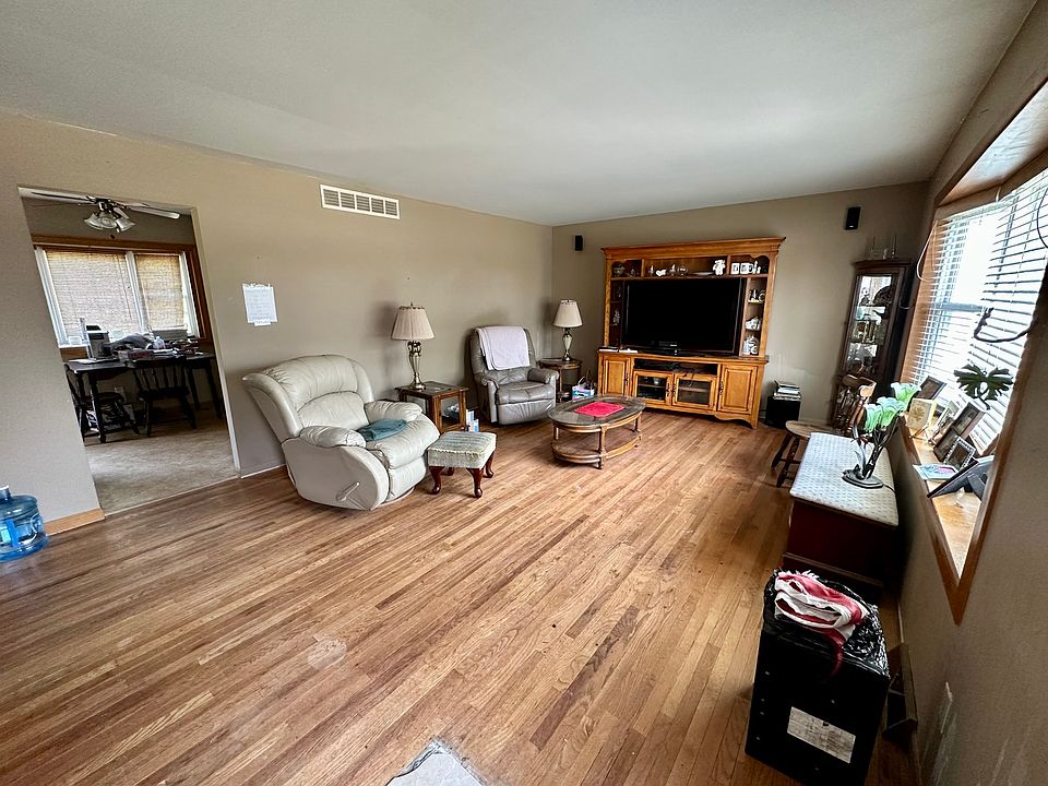 2nd image of 16112 S Codo Dr